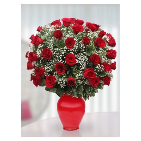 Elegant 50 Red Roses
