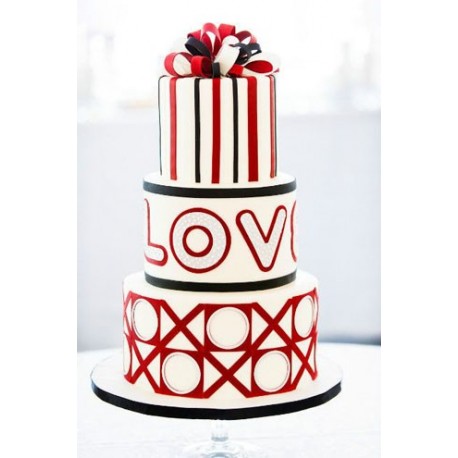 XOXO 3 Tiered Cake